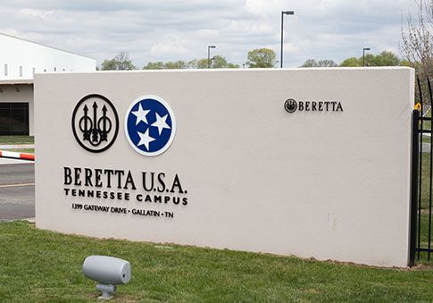 Beretta USA front sign